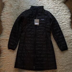 Patagonia women’s Nano Puff Parka, XS, black